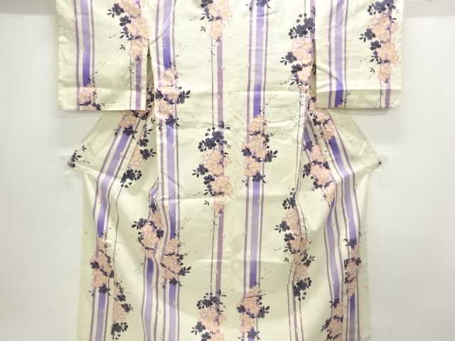 JAPANESE KIMONO / YUKATA / COTTON / SAKURA